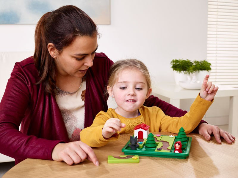 SmartGames Little Red Riding Hood Deluxe Game (4-7yrs)
