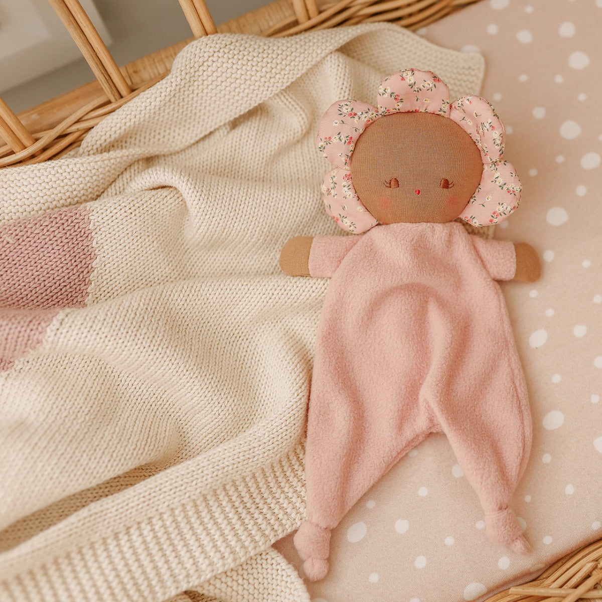 Alimrose Flower Baby Comforter - Posy Heart