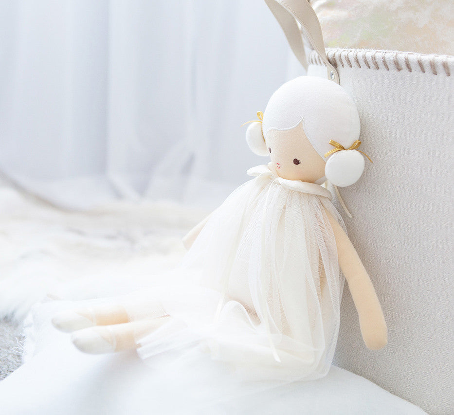 Alimrose Lulu Doll - Ivory (48cm)
