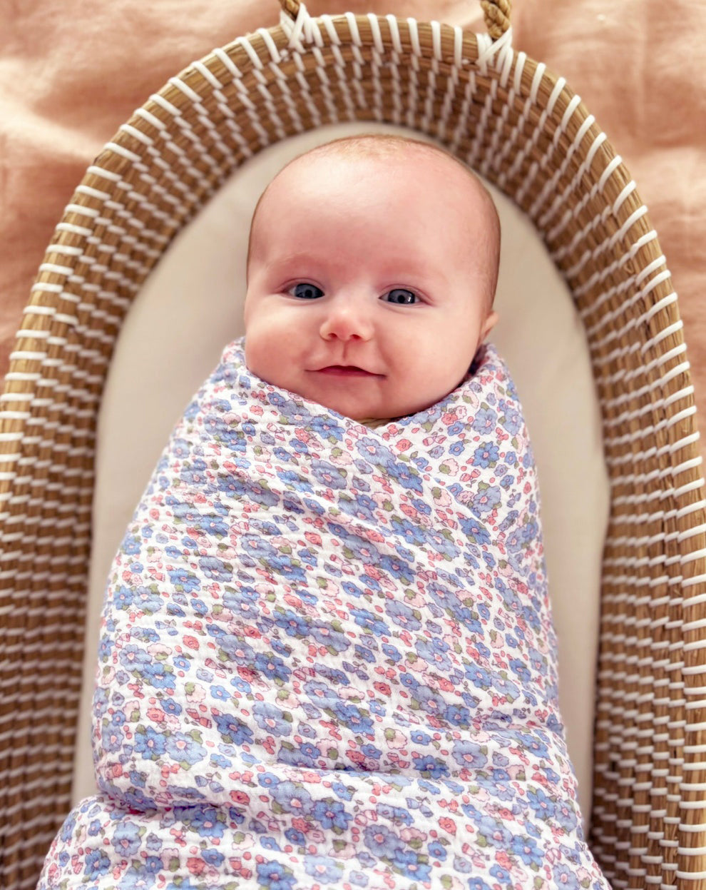 Alimrose Organic Muslin Swaddle - Lilly Blue
