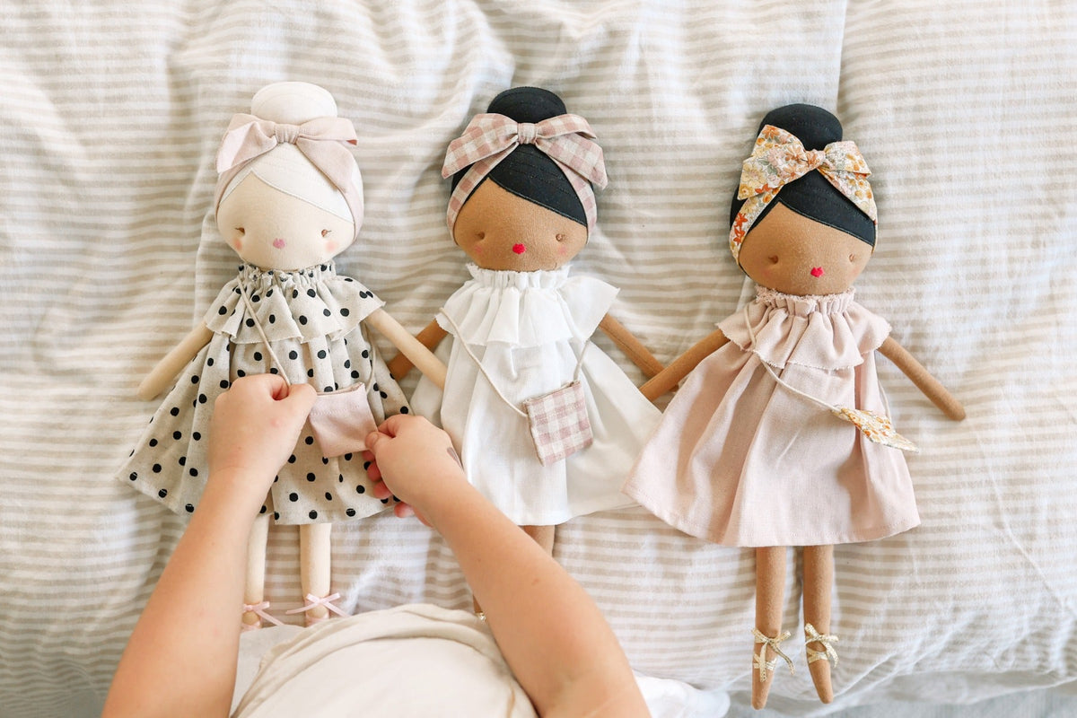 Alimrose Piper Doll - Ivory (43cm)