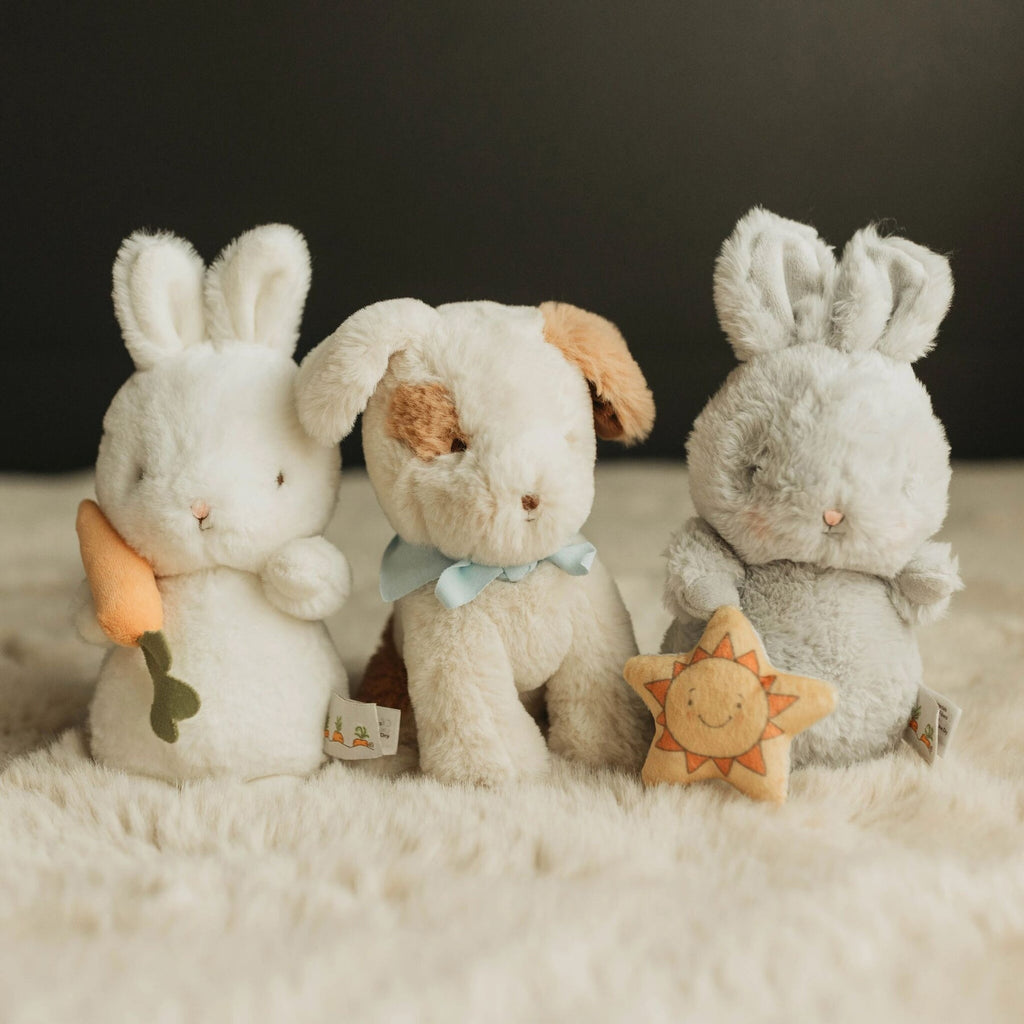 Bunnies by the Bay Cricket Island Bloom with Star - Grey (18cm)