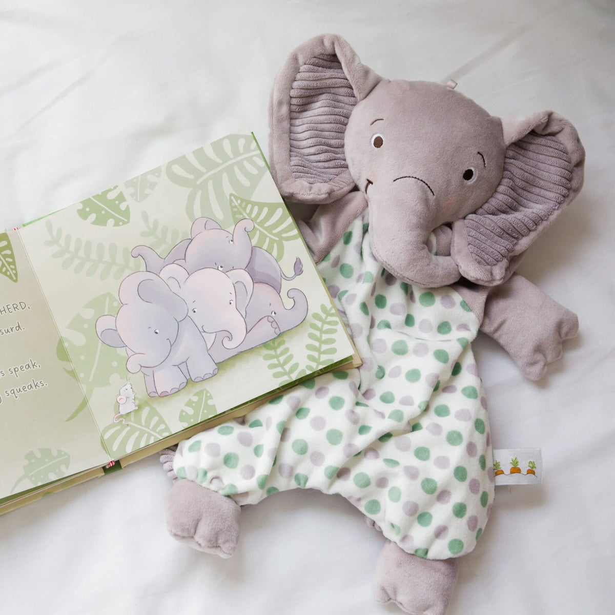 Bunnies by the Bay Penny the Elephant Flopsie Comforter (36cm)