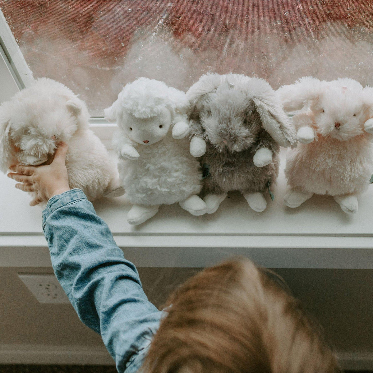 Bunnies by the Bay Wee Bloom Bunny - Grey (17cm)