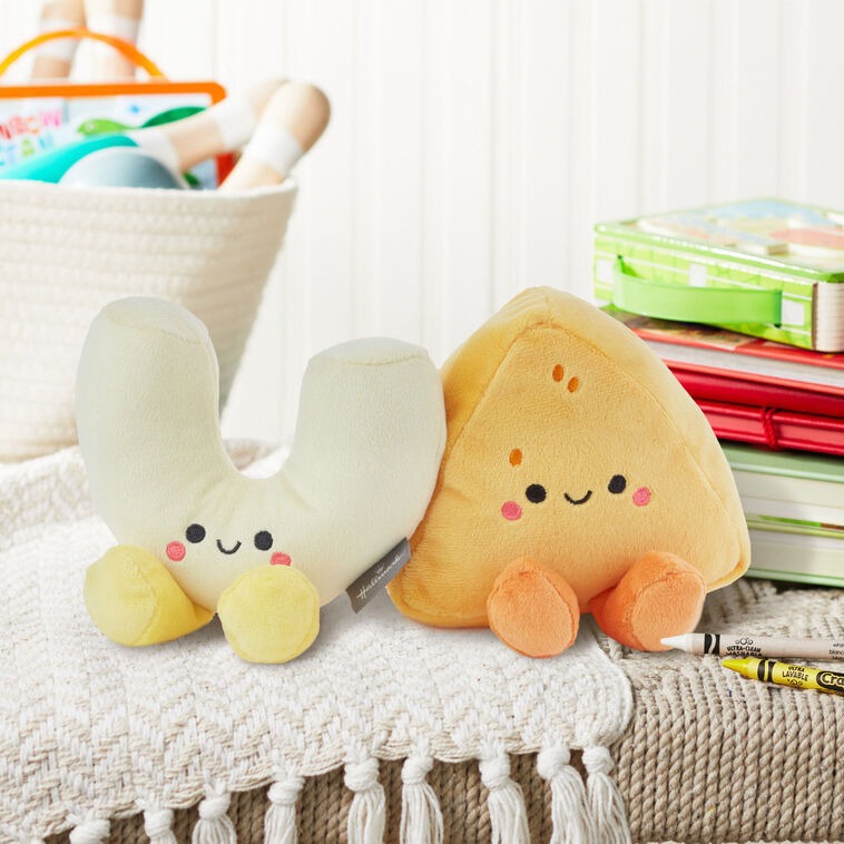 Hallmark Better Together Mac & Cheese Magnetic Plush