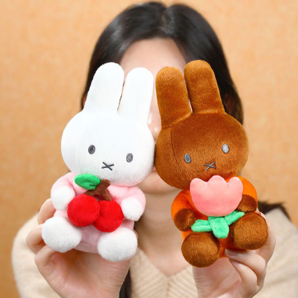 Miffy Plush Melanie with Tulip - Orange (20cm)