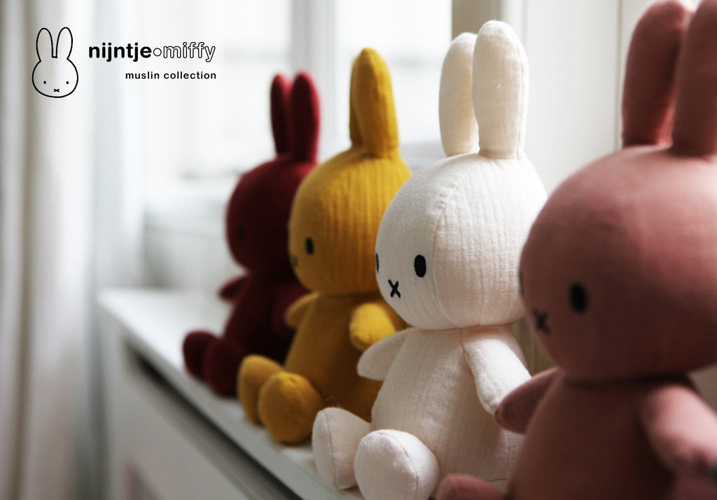 Miffy Plush Sitting Muslin - Pink (23cm)
