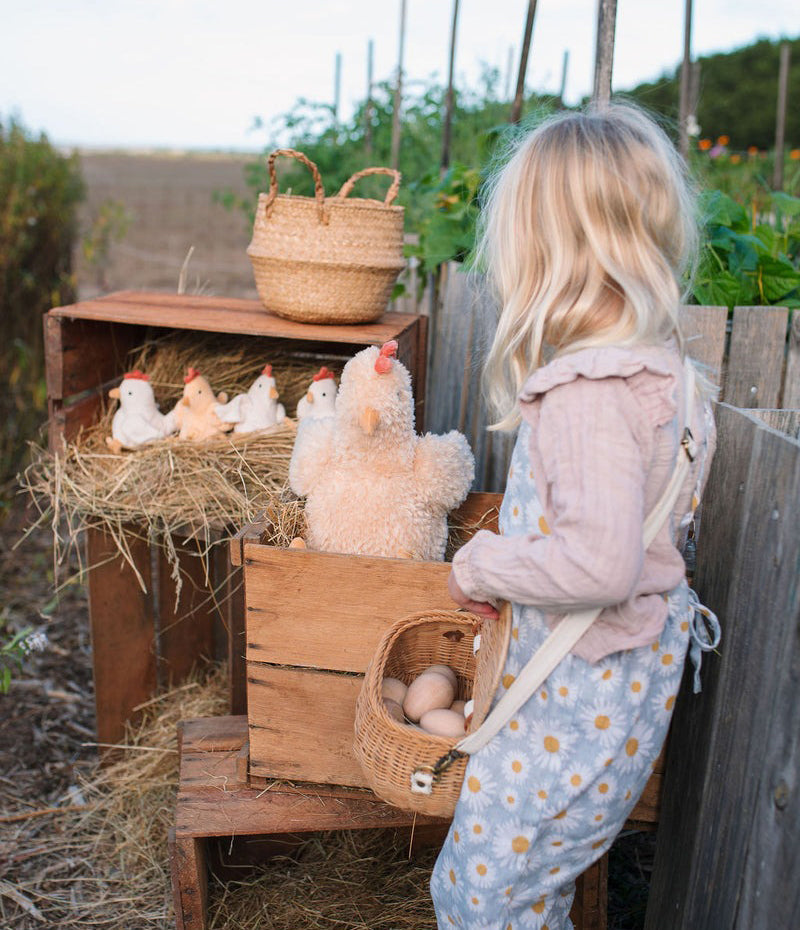 Nana Huchy Henrietta the Hen Rattle - Cream (13cm)