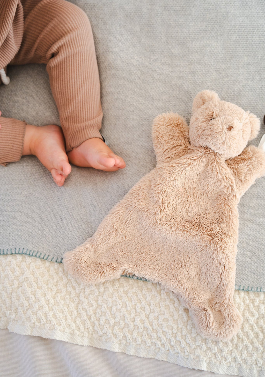 Nana Huchy Honey Bear Hoochy Coochie Comfort Puppet (33cm)