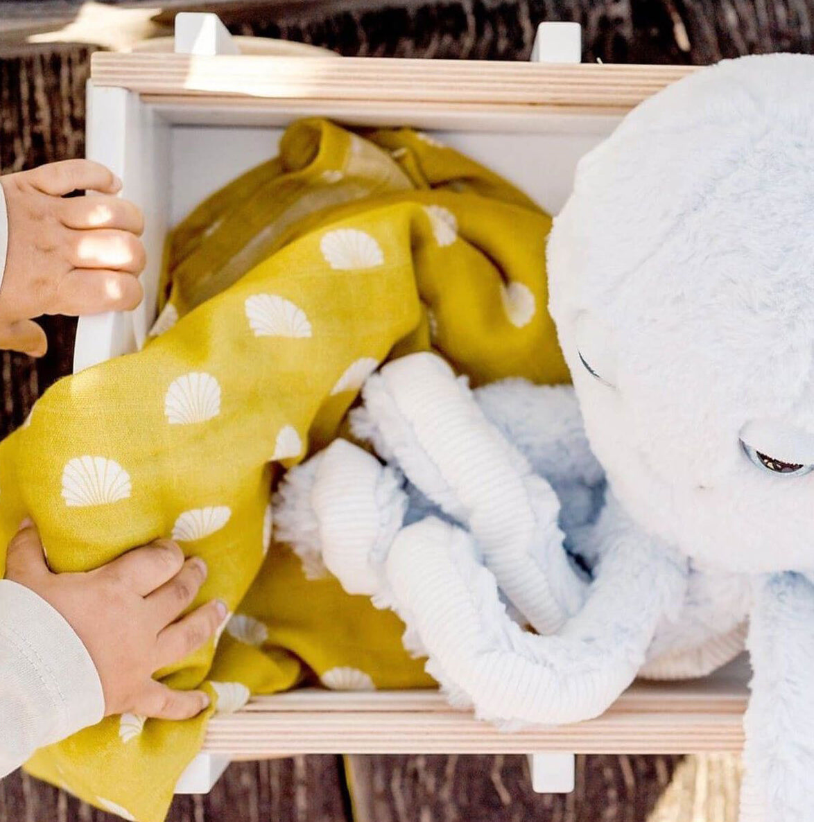OB Designs Muslin Swaddle Wrap - Pear Shell Print (120cm)
