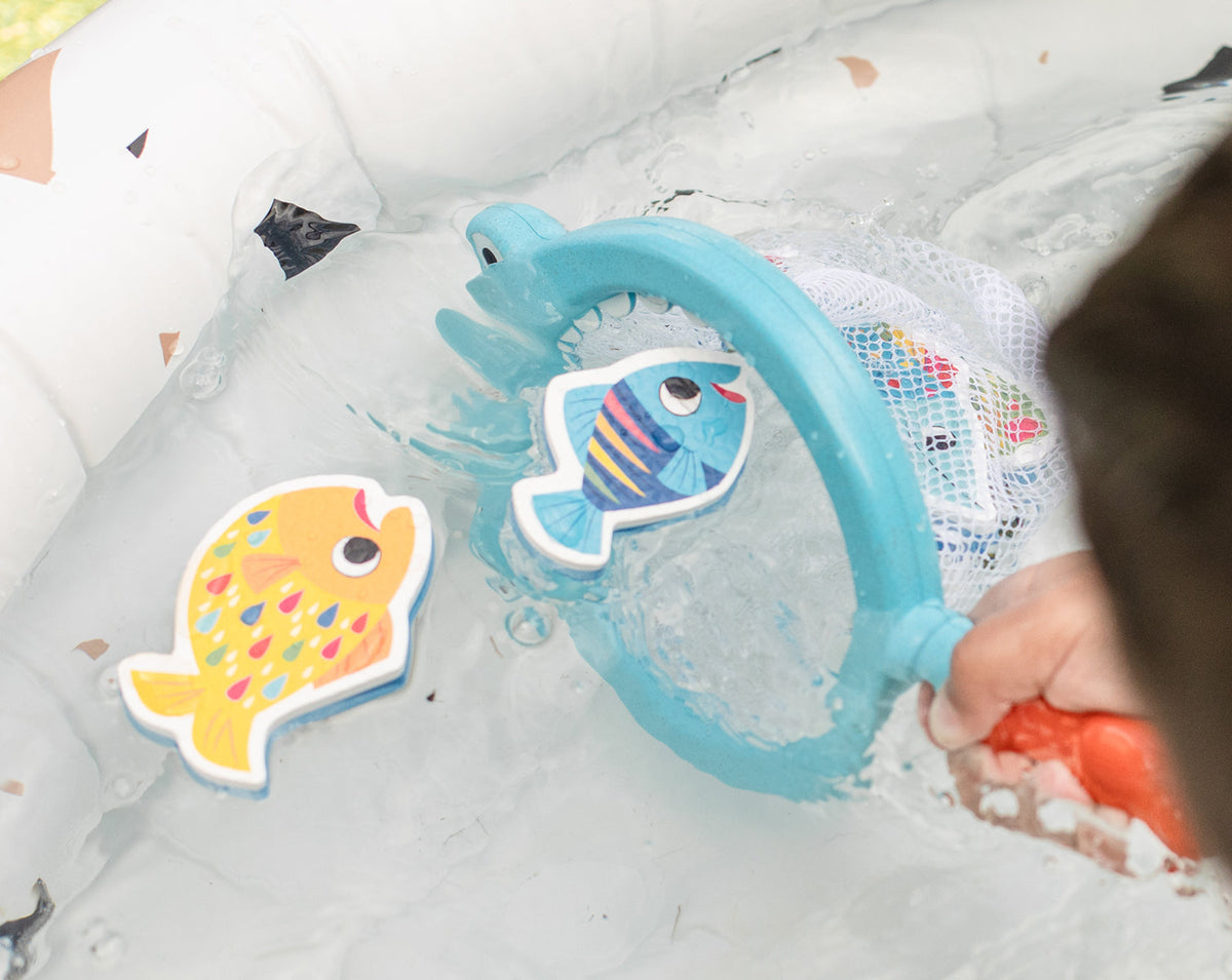 Tiger Tribe Shark Chasey - Catch a Fish ECO Bath Toy