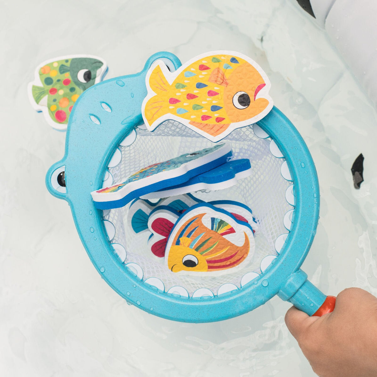 Tiger Tribe Shark Chasey - Catch a Fish ECO Bath Toy