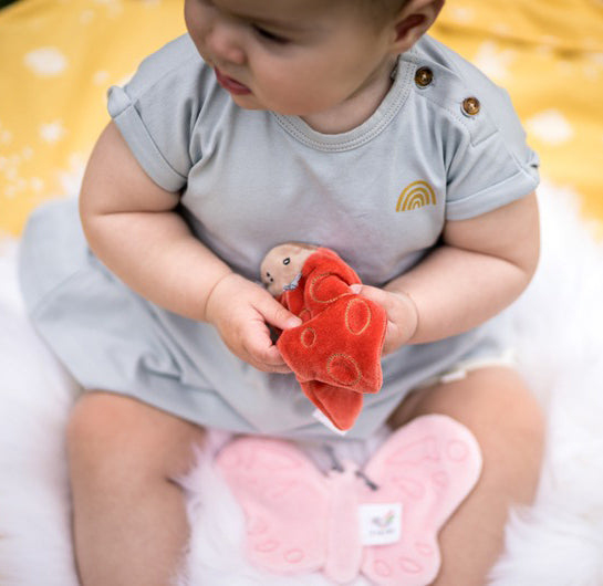 Tikiri Organic Sensory Scrunchie Toy - Ladybug
