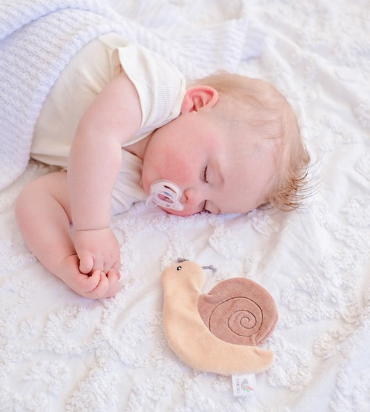 Tikiri Organic Sensory Scrunchie Toy - Snail