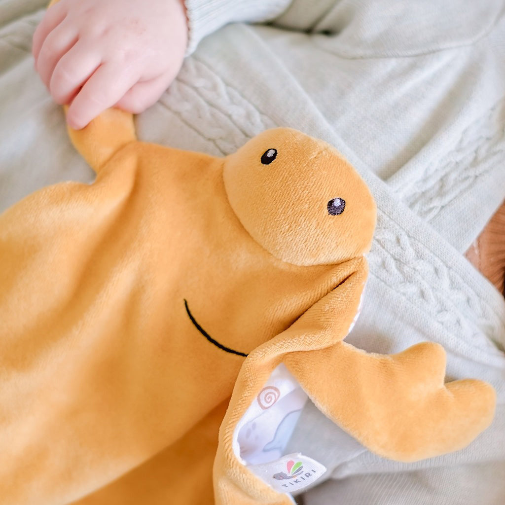 Tikiri Organic Ocean Comforter- Crab