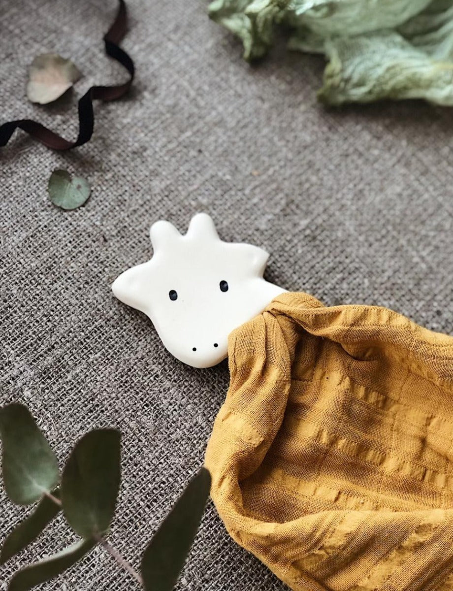 Tikiri My First Safari Organic Comforter & Teether - Giraffe