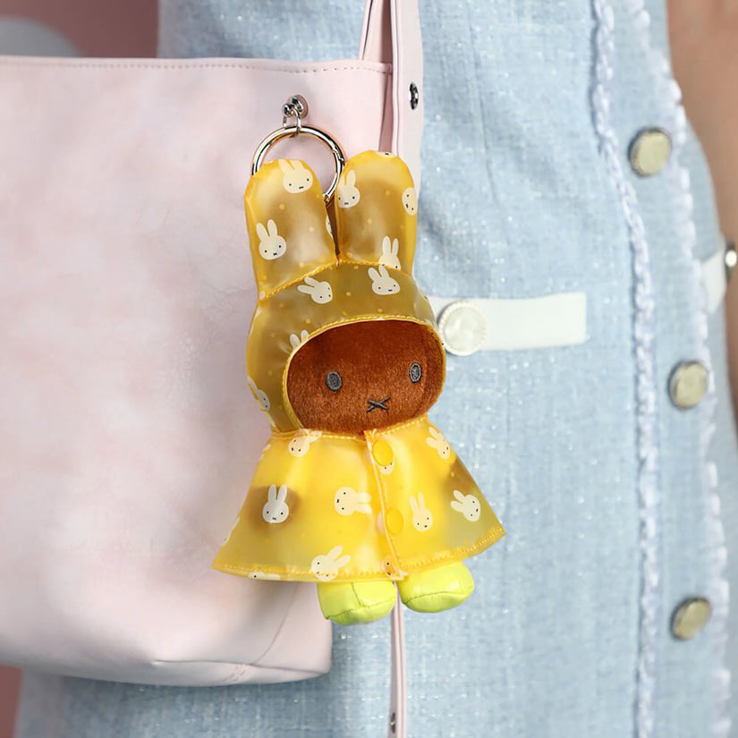 Miffy & Friends Blind Box - Raincoat Plush Keychain (Raincoat Series)