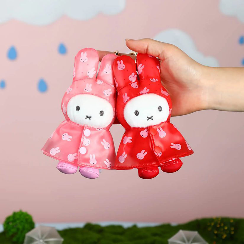 Miffy & Friends Blind Box - Raincoat Plush Keychain (Raincoat Series)