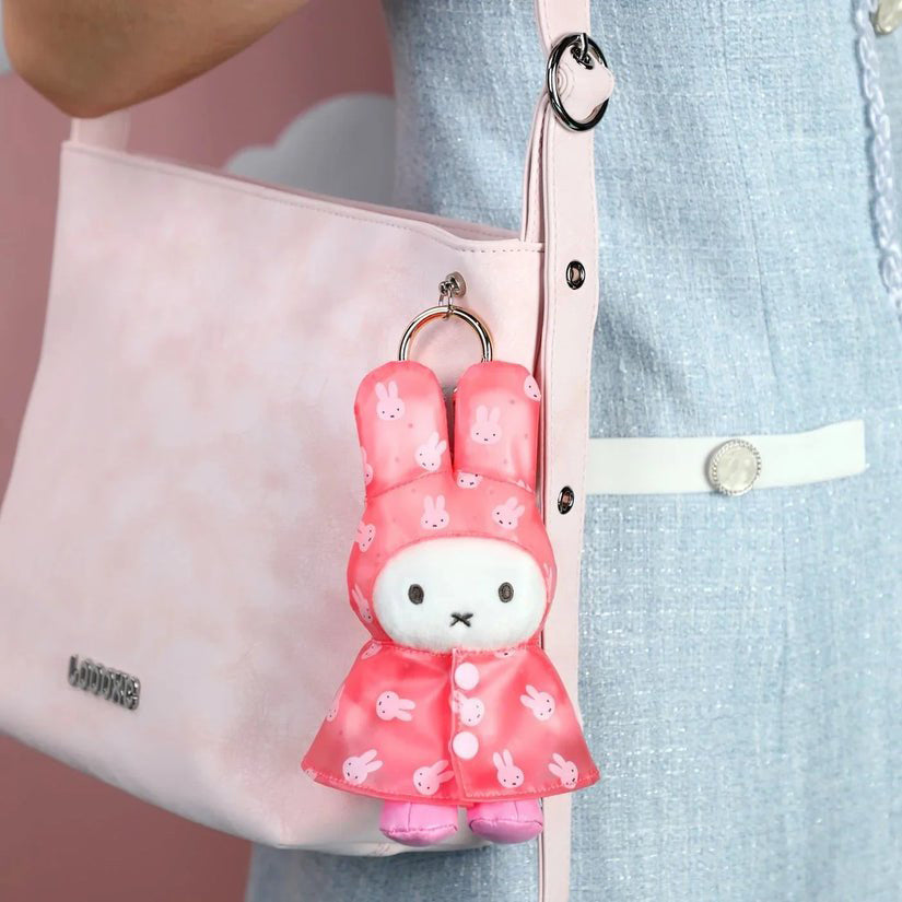 Miffy & Friends Blind Box - Raincoat Plush Keychain (Raincoat Series)